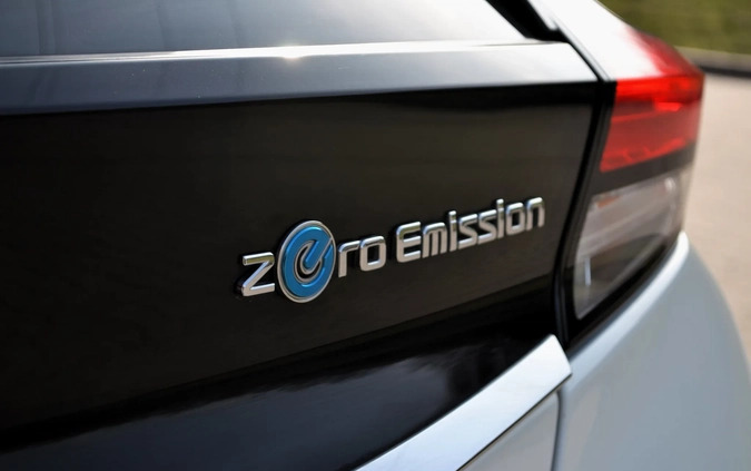 Nissan Leaf cena 62900 przebieg: 37800, rok produkcji 2018 z Gdańsk małe 781